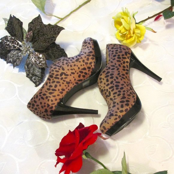 STYLE & CO. FAUX FUR LEOPARD BOOTIE – NWT - Picture 1 of 14